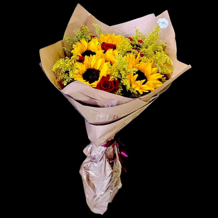 SUNFLOWER WITH RED ROSE BOUQUET WRAP