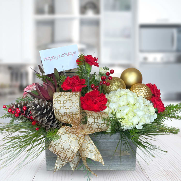 Deck the Halls Centerpiece