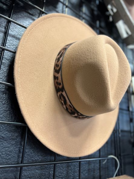 Leopard Band Felt Hat 