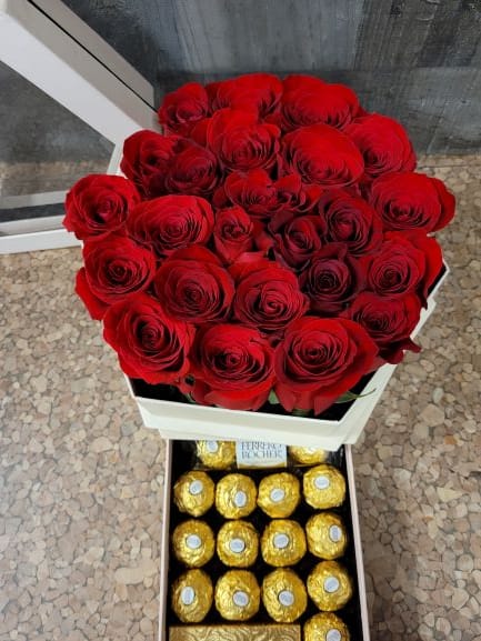 Gray Carousel Boxed Roses & Ferrero Rocher Chocolates