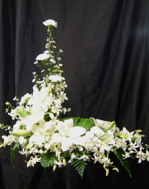 L SHAPED SIMPLE URN  ARRANGEMENT
