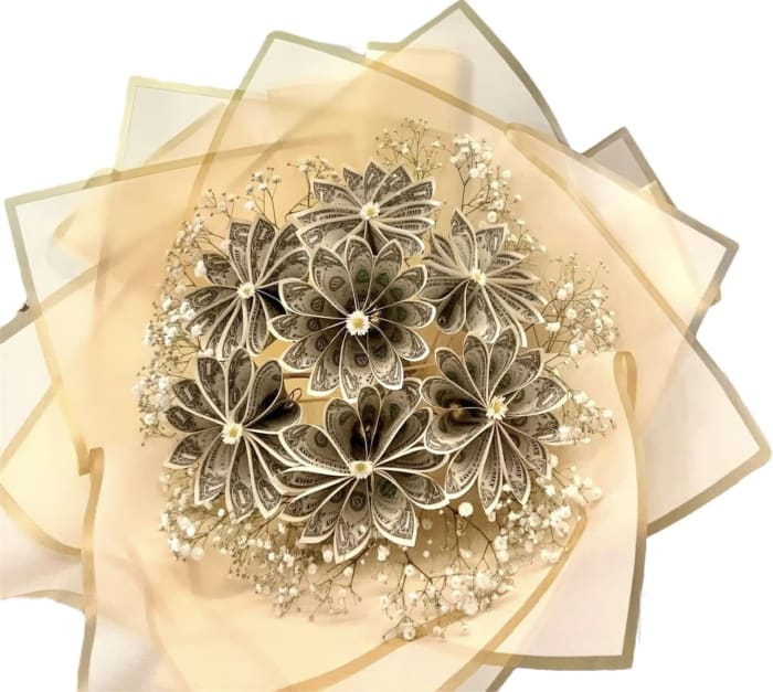 Daisies Money Bouquet