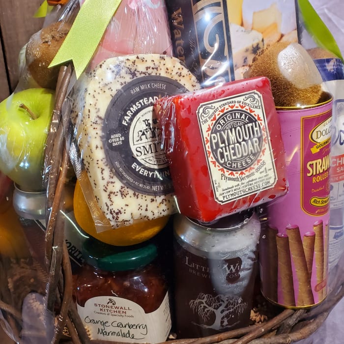 Craft Beer and Stonewall Kitchen Fruit & Gourmet Basket