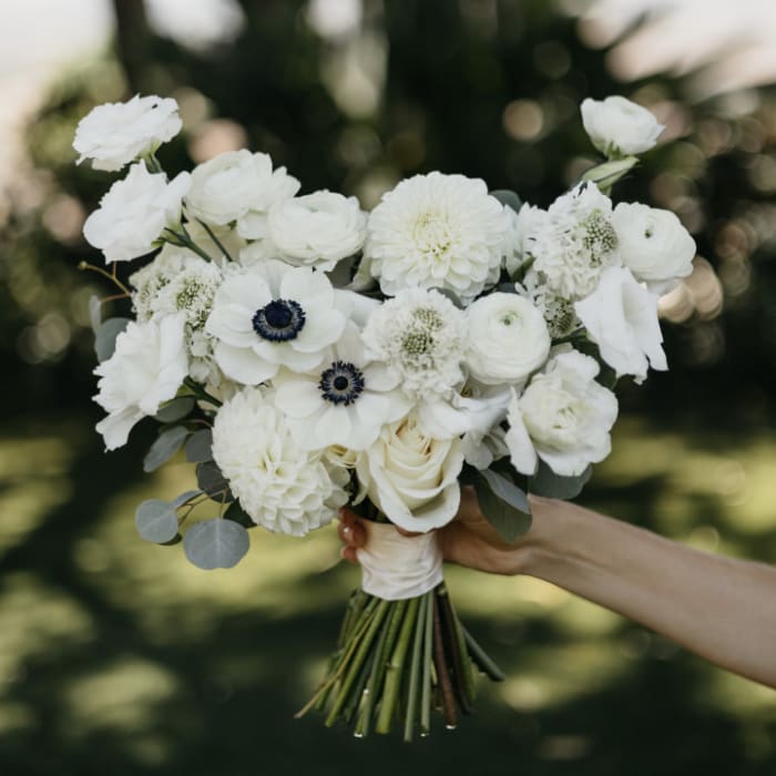 LUXE BOUQUET