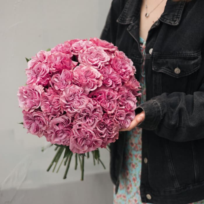 PINK RUFFLES ROSES