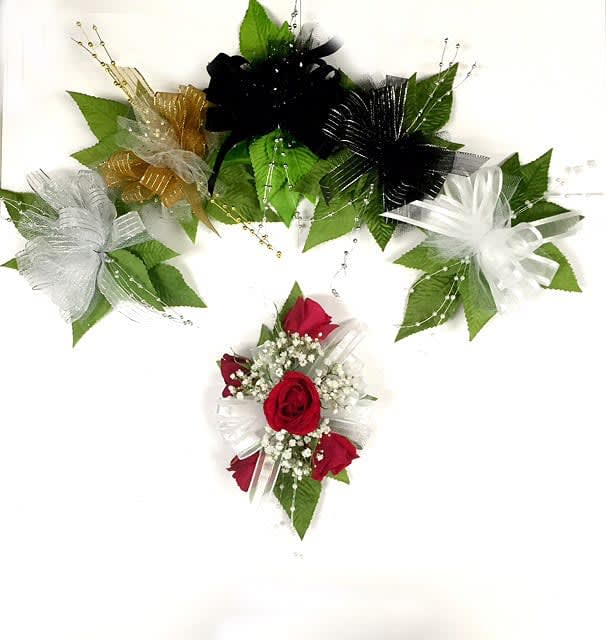 5 Mini Rose Wrist Corsage