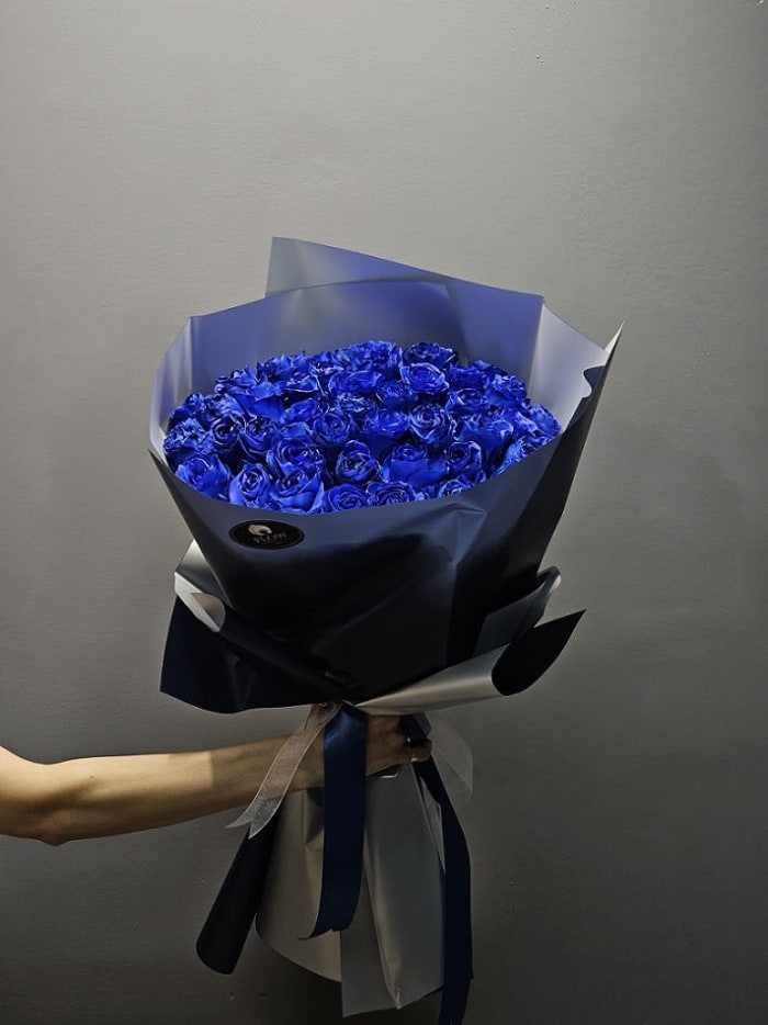 Classic Blue Roses