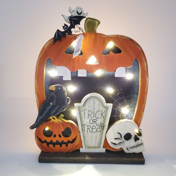 Light up Trick of Treat Table Top