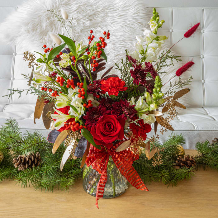 The Modern Christmas Flower Arrangement