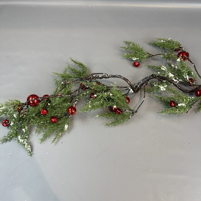 40'' CYPRESS WITH BALL GARLAND