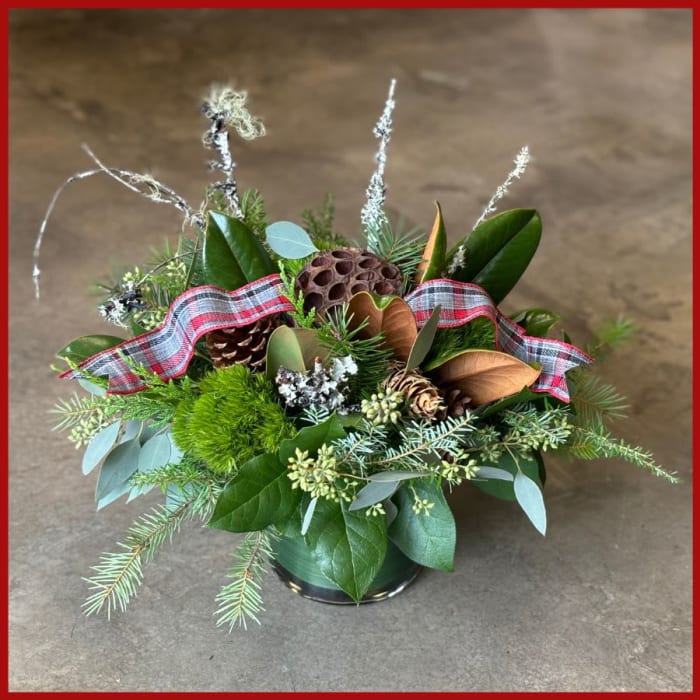 Homecoming Holiday - Holiday Decor