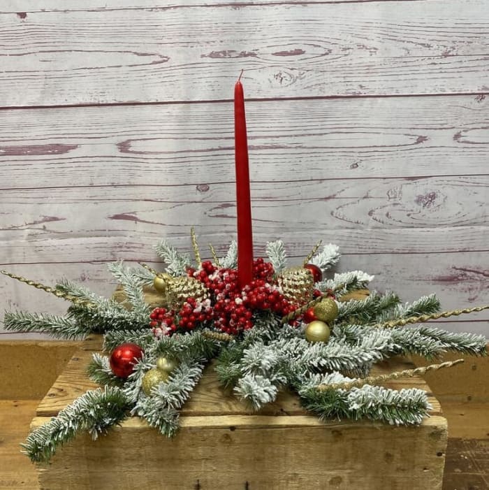 Holiday Magic Silk (Artificial) Centerpiece Wreath