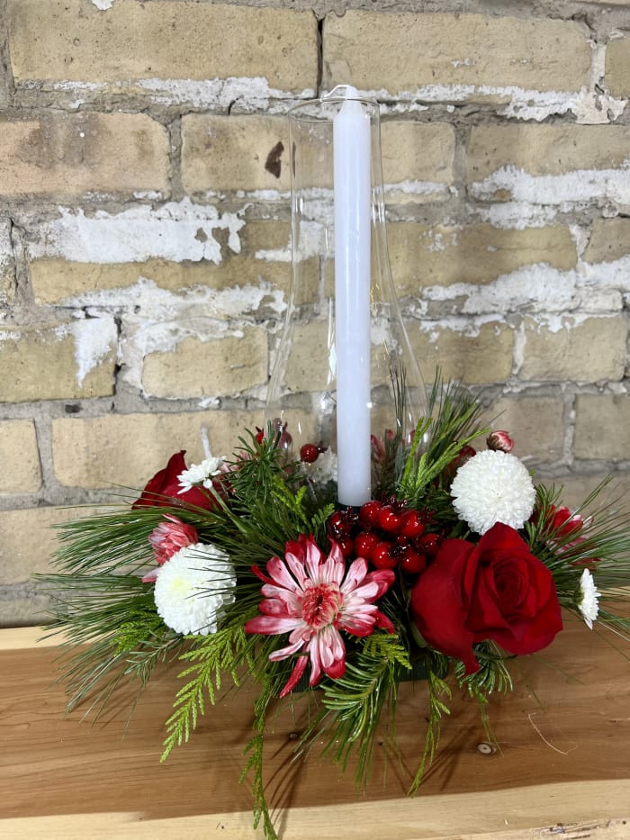 Small Christmas Candle Centerpiece