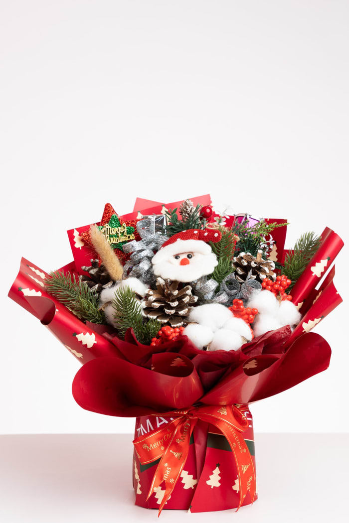 Christmas Arrangement - Short Santa Red