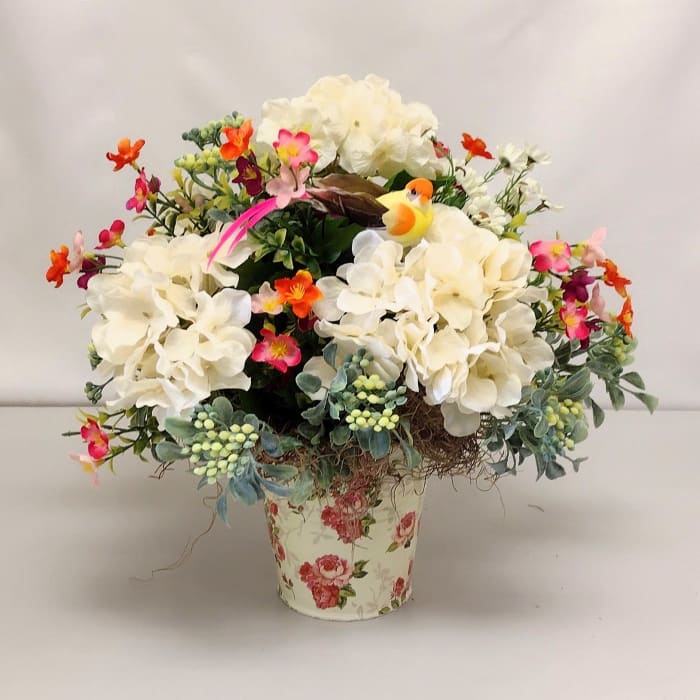 White Hydrangea with Silk Accent Silk