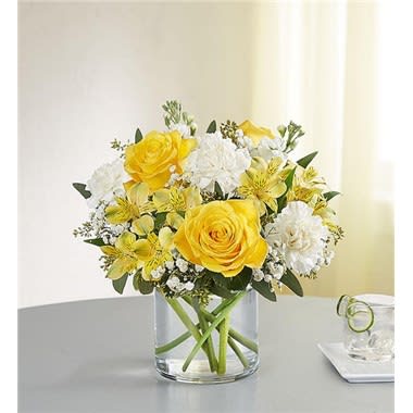 Yellow & White Delight Bouquet