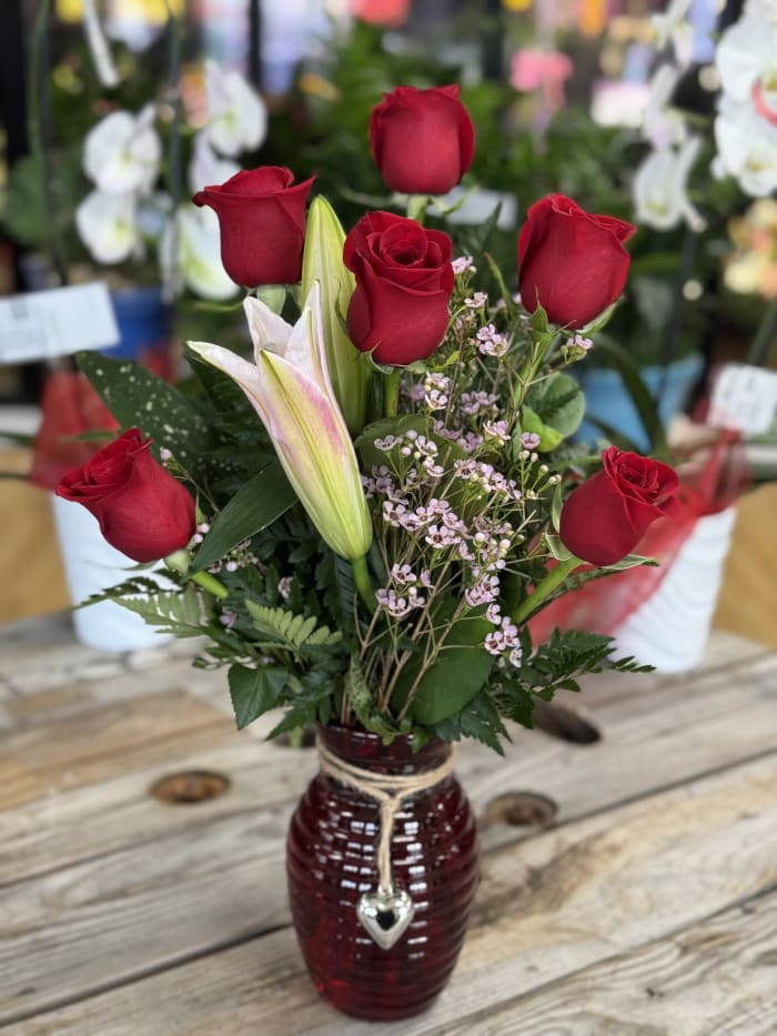 Valentine's Day Six Rose with Lily