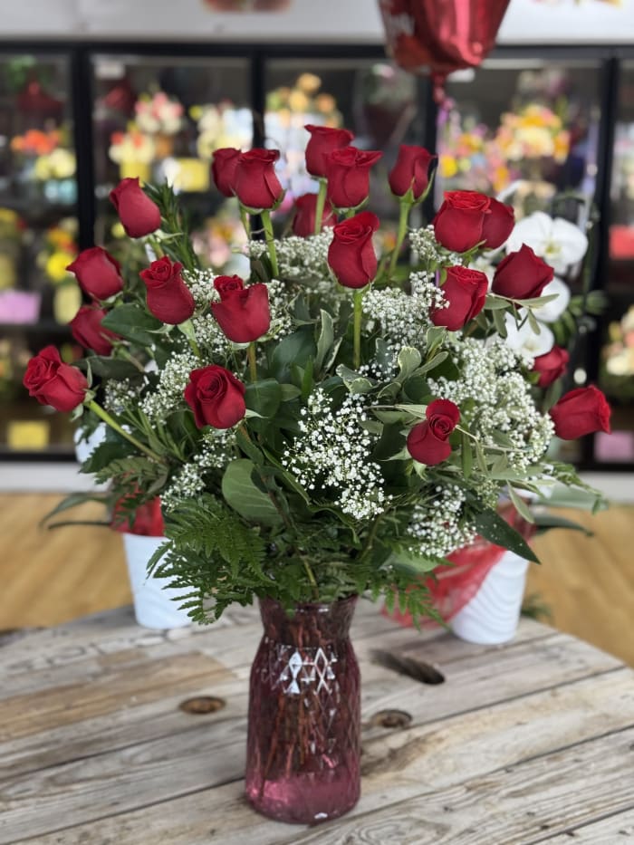 Valentine's Day Classic 36 Rose Vase