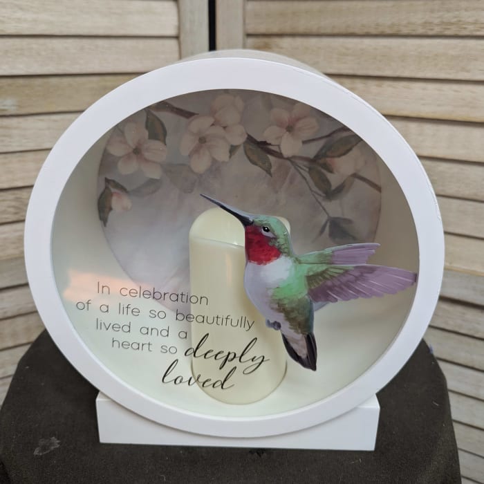 Round Hummingbird Lantern