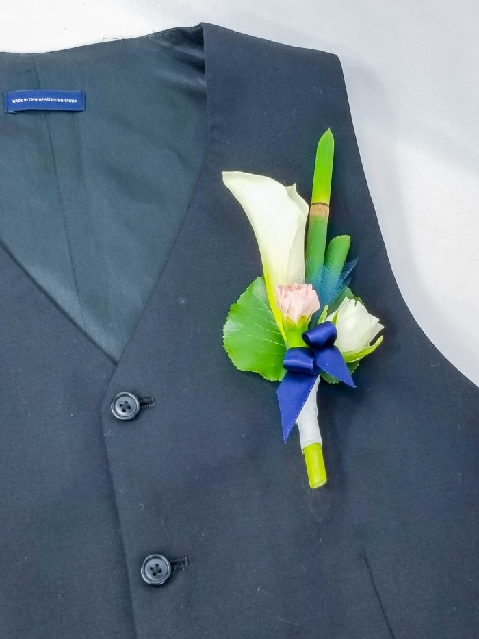 Calla Boutonniere