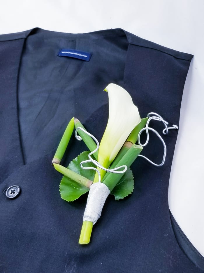Modern Calla Boutonniere