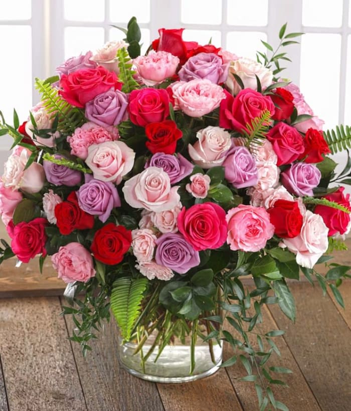 Heart & Soul  Over 100 Luxury Blooms