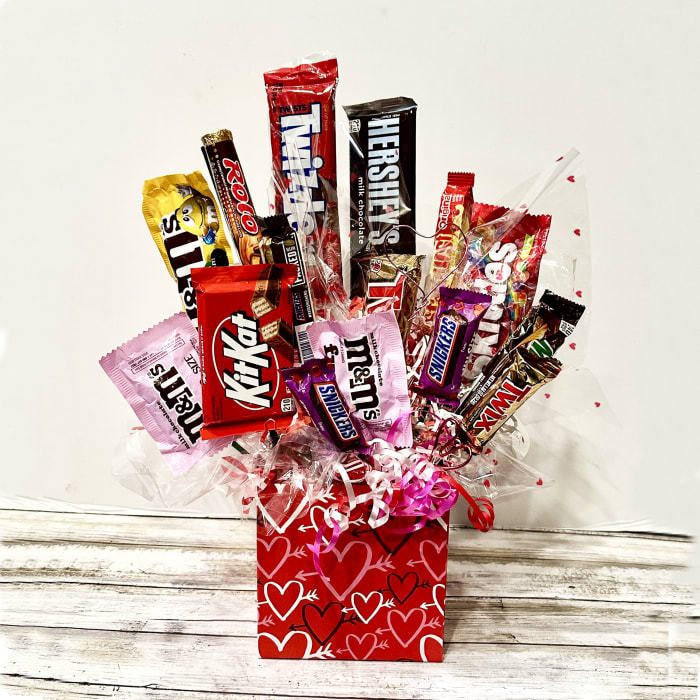 Deluxe Valentine's Candy Bouquet