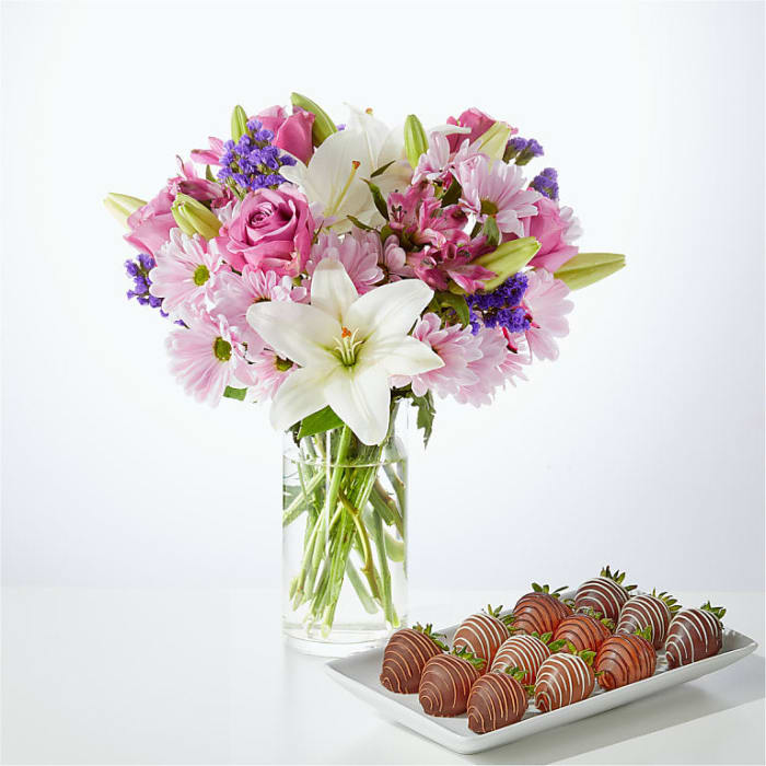 Lavender Fields Bouquet and Berry Bundle