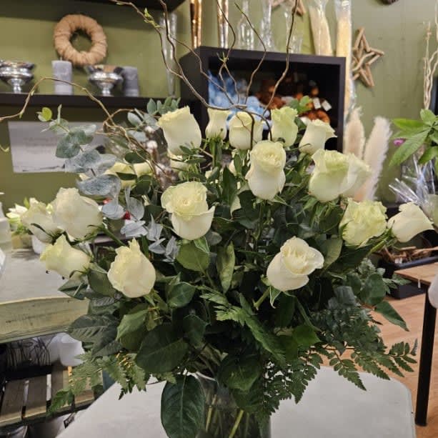 2 Dozen White roses in a vase
