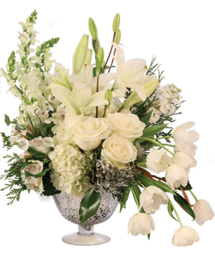 BESPOKE IVORY
FLOWER ARRANGEMENT