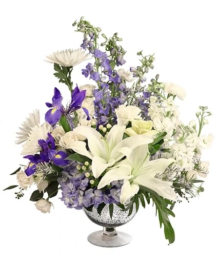 CLANDESTINE DREAMS
FLOWER ARRANGEMENT