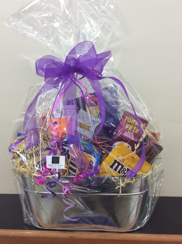 Gourmet Treat Basket