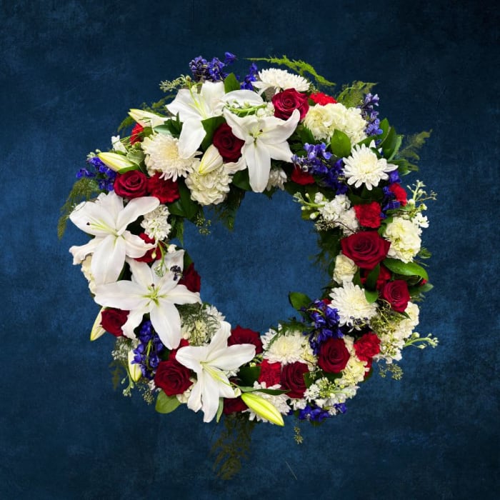 Honor & Tradition - Standing Wreath