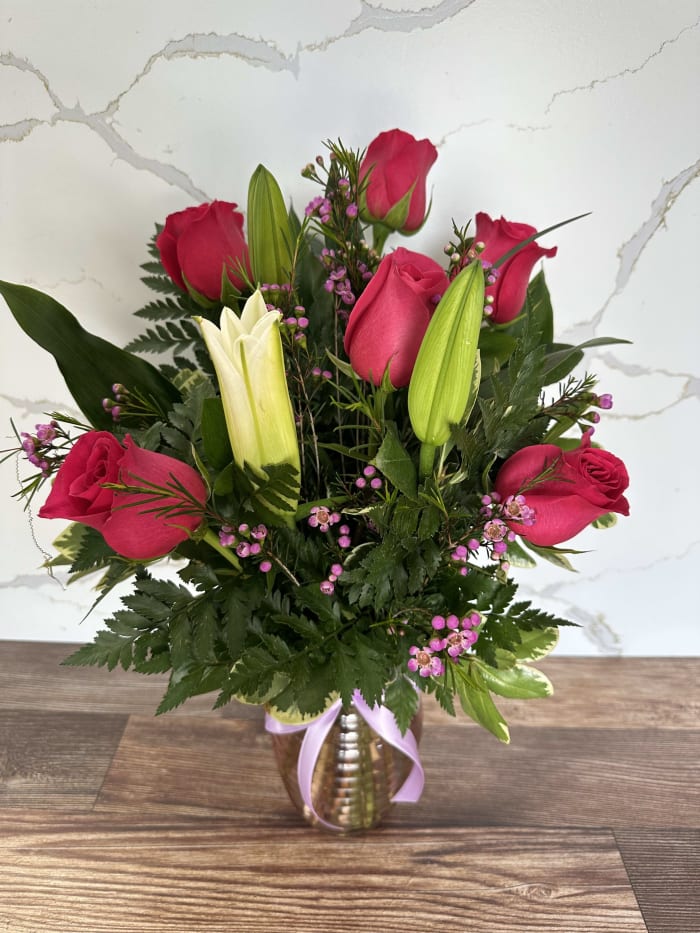 Mothers Day Six Rose with Lily Vase