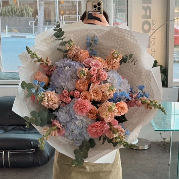 FAIRY CHARM BOUQUET