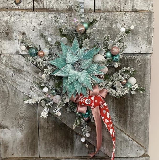 Funky Holiday Snowflake Silk (Artificial) Wreath