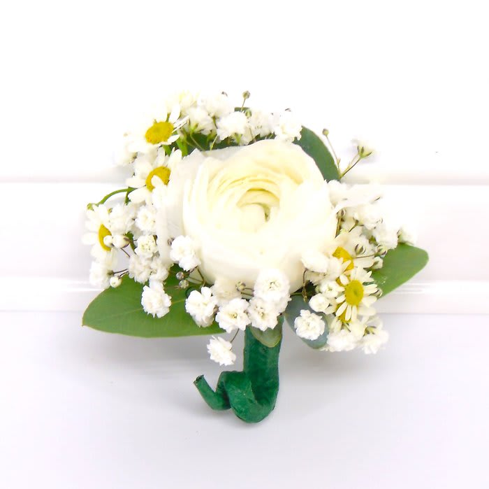 Ranunculus & MinI Daisy Boutonniere