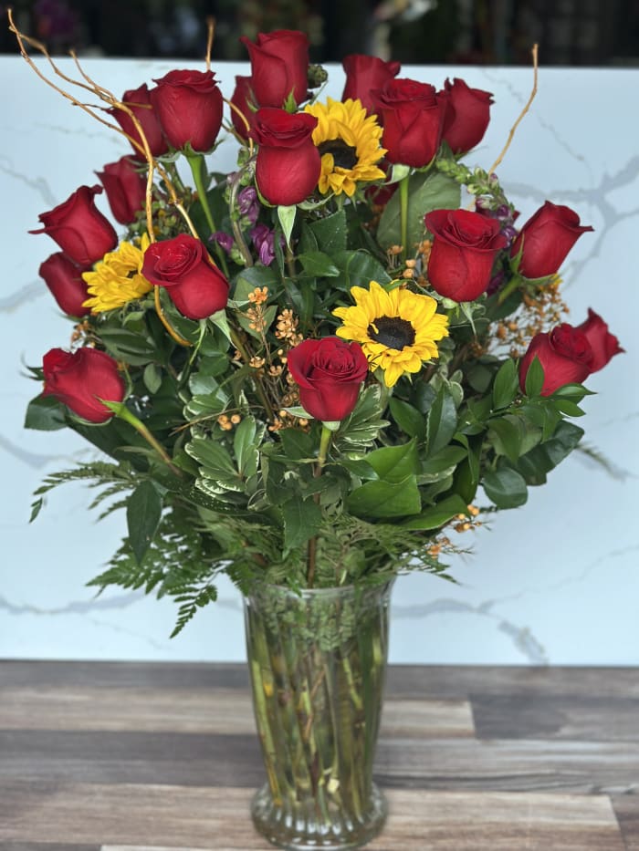 2 Dozen Premium Roses