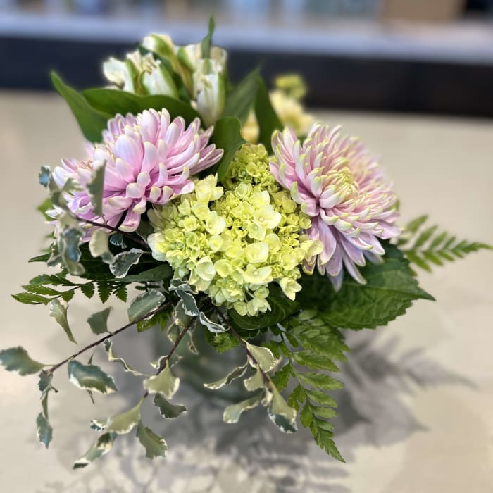 Signature Style, Pastel, Petite Arrangement