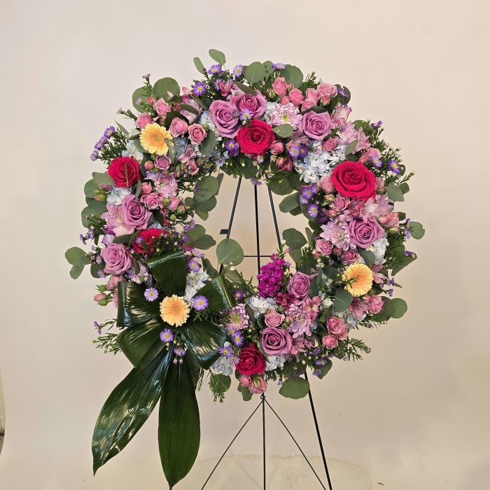 DELICATE LOVE WREATH
