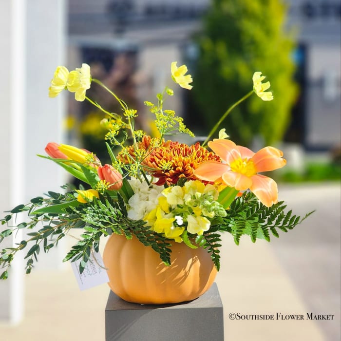 Haunted Harvest Arrangement