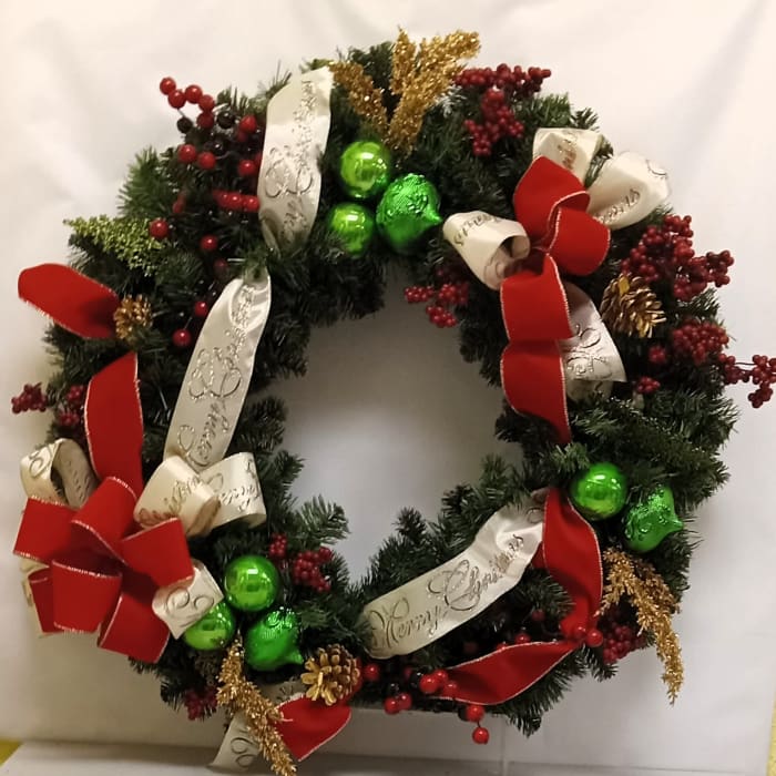 Xmas Red & Green Ribbon Silk Wreath