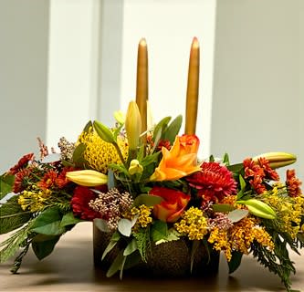 Warm Thanksgiving Centerpiece