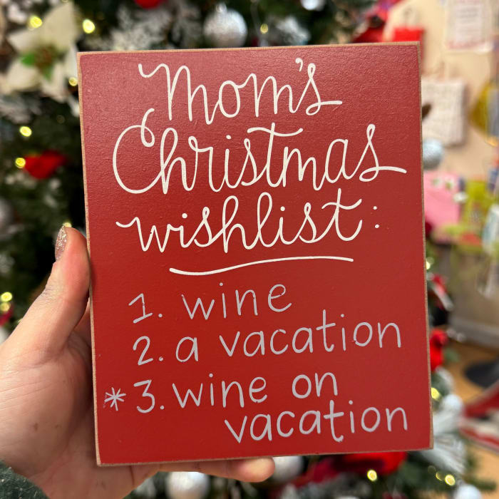 Moms Wishlist Shelf Sitter