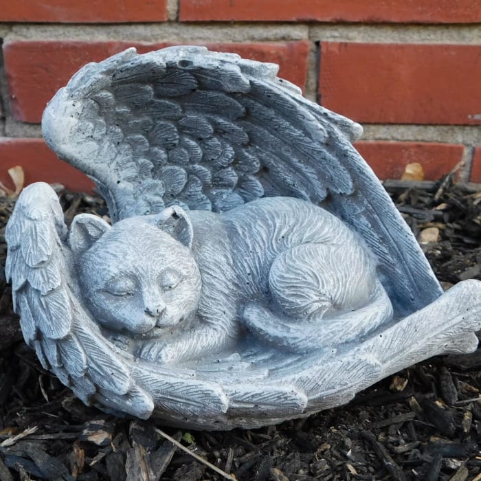 Cat in Angel Wings Pet Memorial