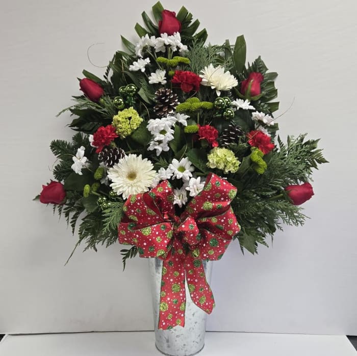 Holiday Grand Mixed Vase
