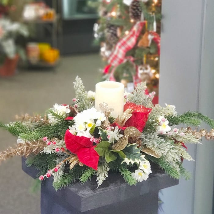 Icy Elegance Everlasting Candle Centerpiece