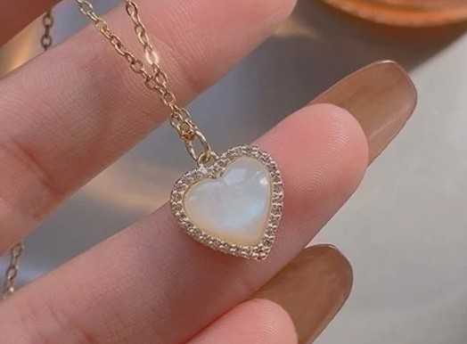 Elegant Titanium Steel Opal Heart Necklace-Gold