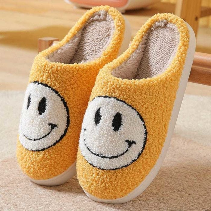 Tan Smiley Slippers - L