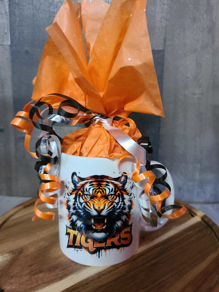 Tiger Mugs With Candy